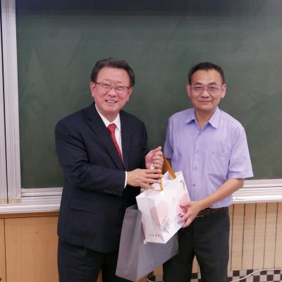 2025.04.30系週會-還好，我大學是數學系